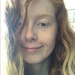 Meet your Posher, Courtney